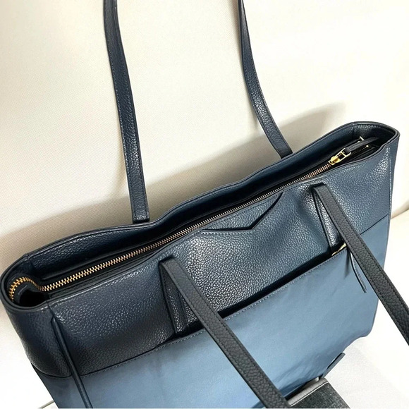 FP Freshly Picked Everyday Tote Diaper Bag Navy Blue - Picture 9 of 13